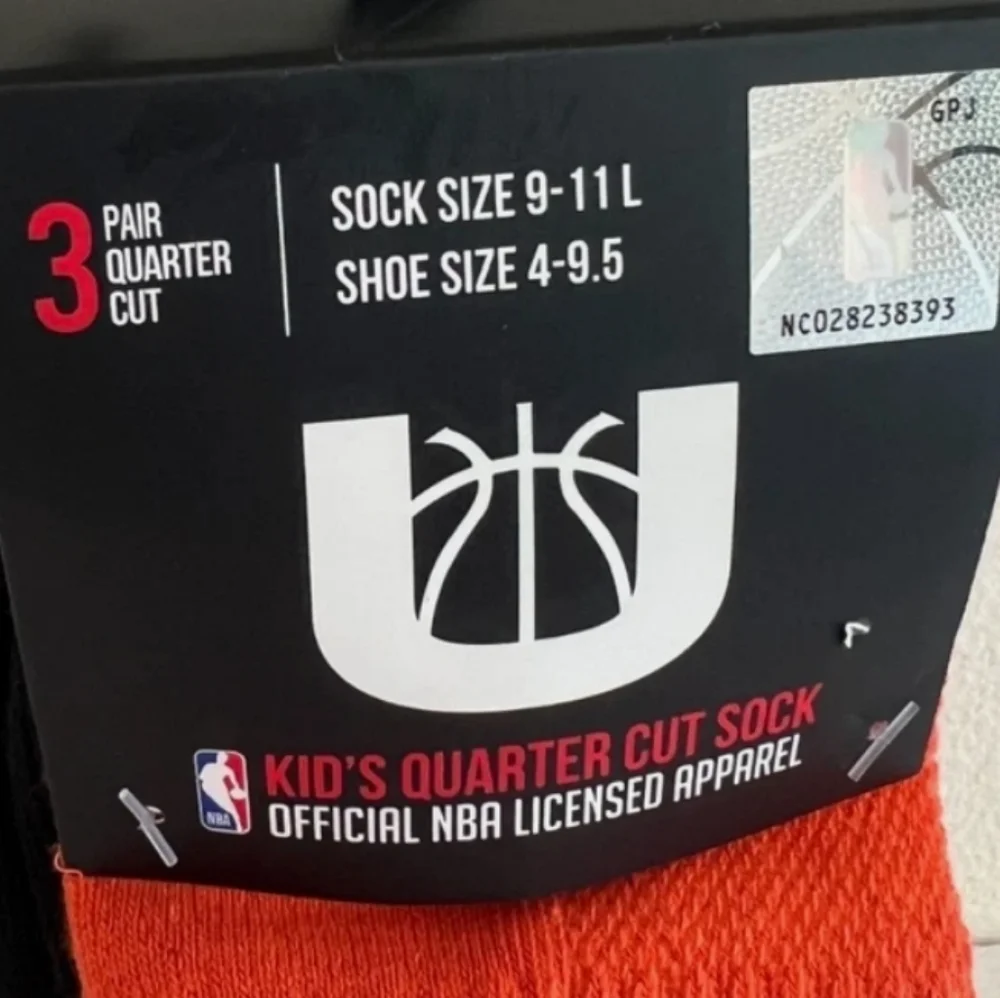 NWT Boy's New York Knicks Ultra Game 3 Pairs Quarter Cut Socks